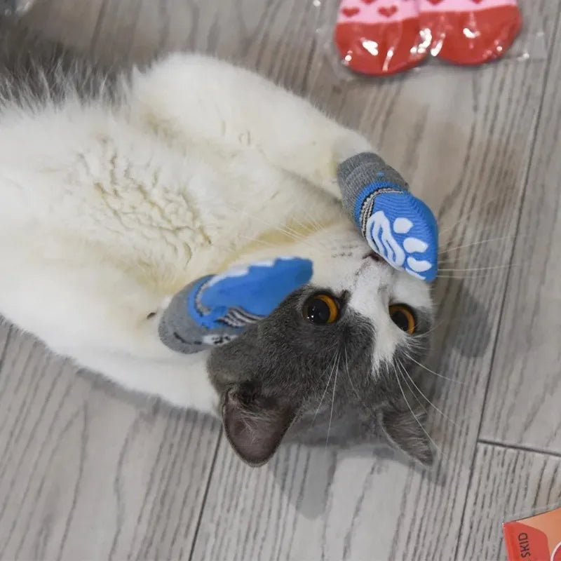 🧦 Chaussettes Antidérapantes Chaudes pour Chien & Chat (Lot de 4)
