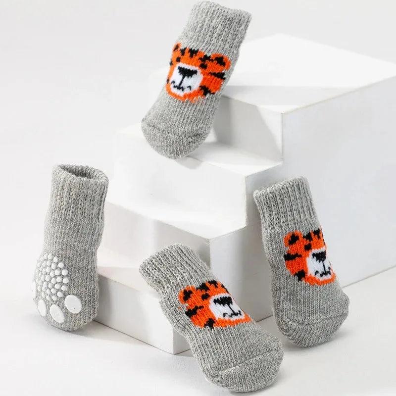 🧦 Chaussettes Antidérapantes Chaudes pour Chien & Chat (Lot de 4)